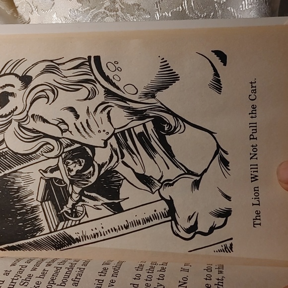 3/$50 Great Illustrated Classics 4 books - Picture 6 of 11